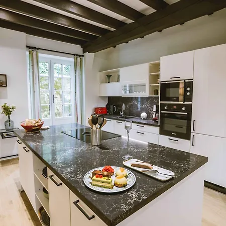 別荘 Domaine De Perenard *