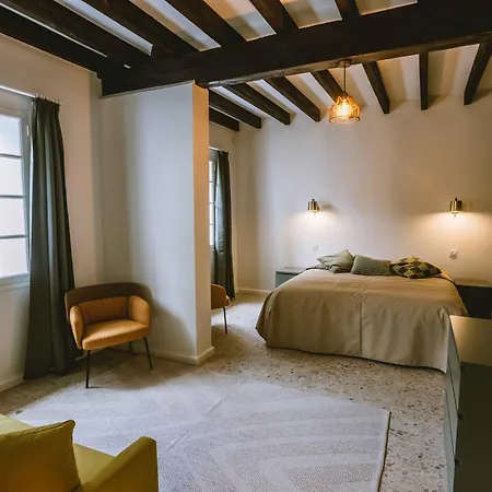 Domaine De Perenard Casa vacanze